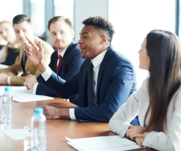 Formation débats compétitifs en anglais en contextes internationaux